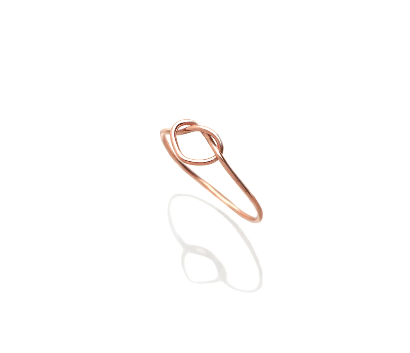 anello_filodamore_con_cuo_4.webp Anello Filodamore con Cuore annodato in Oro 9kt | Rubinia Gioielli Clearance