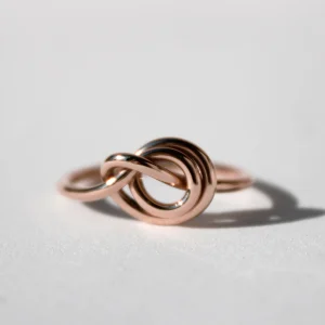 Anello in Oro Giallo / Rosa 9kt con nodino Medio | Rubinia Gioielli Hot