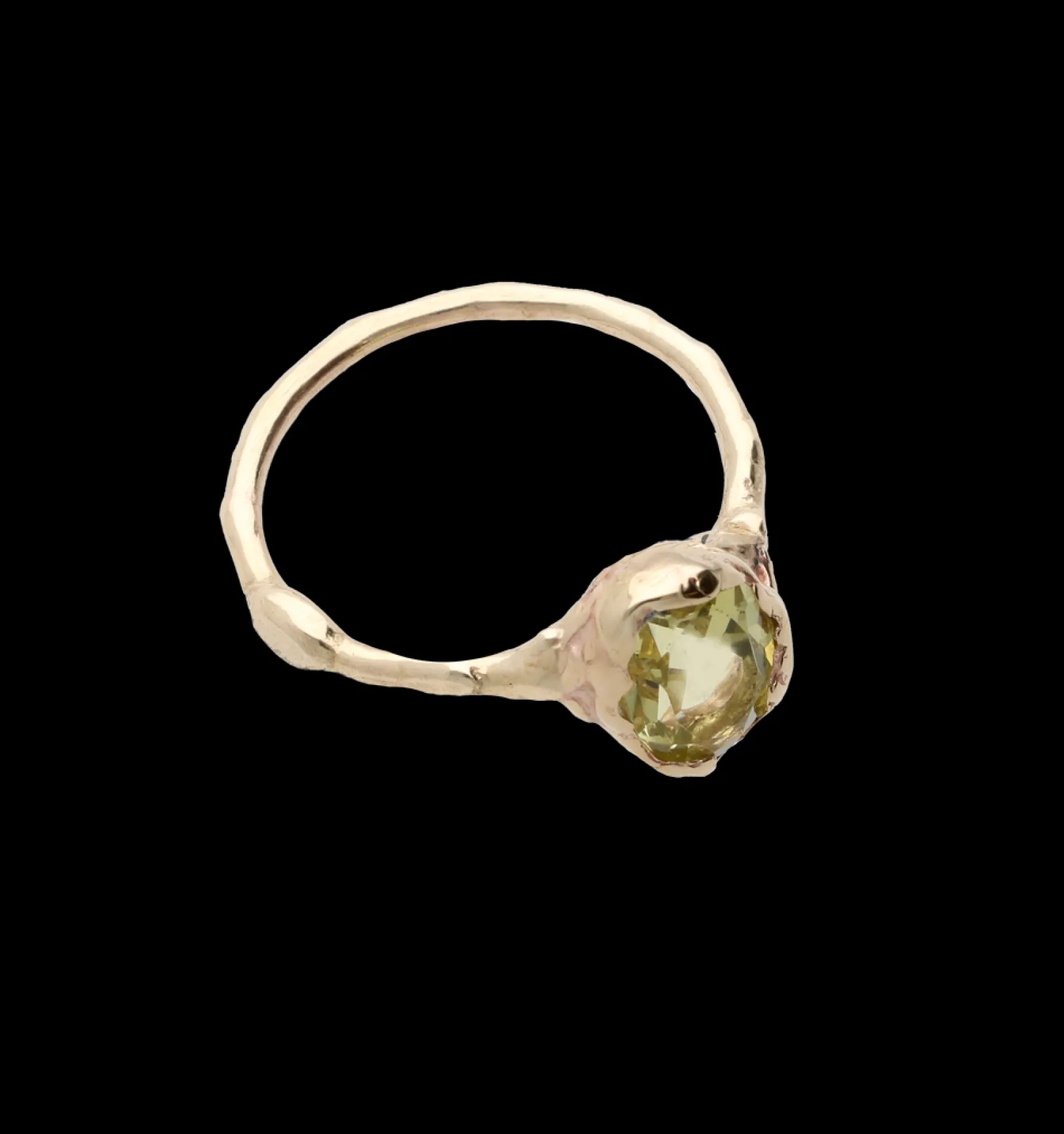 anello_in_oro_giallo_kt_e_2-6.webp Anello in Oro Giallo 9kt e Quarzo Lemon | Rubinia Gioielli Best