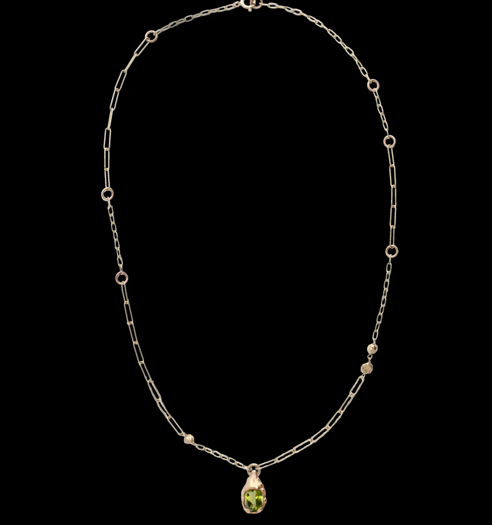 collana_in_oro_giallo_kt__1-3.webp Collana in Oro Giallo 9kt e Peridot | Rubinia Gioielli New