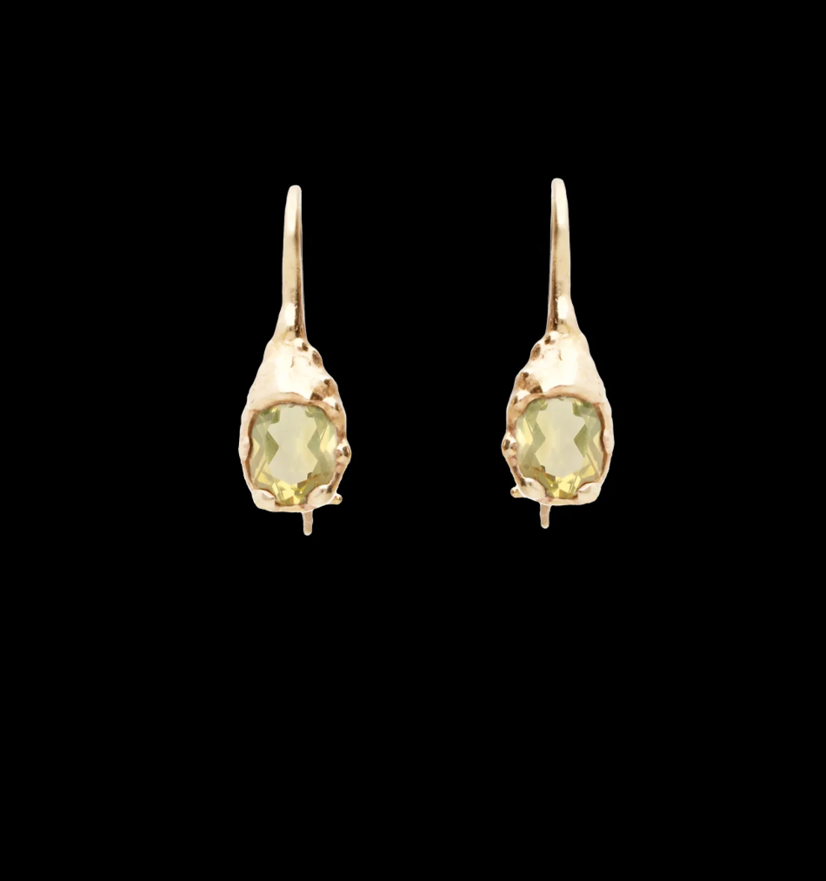 orecchini_a_monachella_in_0-2.webp Orecchini a monachella in Oro Giallo 9kt e Quarzo Lemon | Rubinia Gioielli Outlet